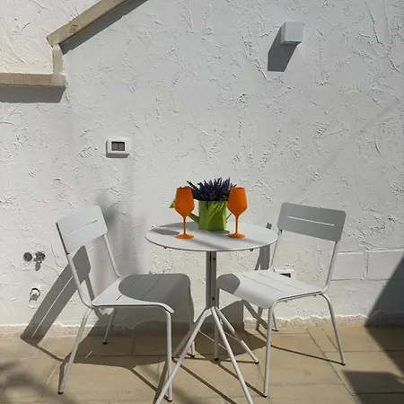 Apartament Vicolo 13 *