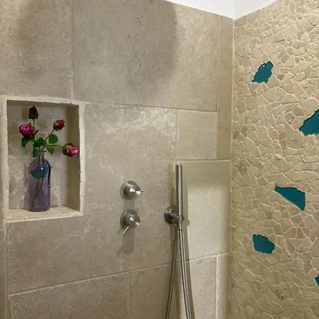 Apartament Vicolo 13 *